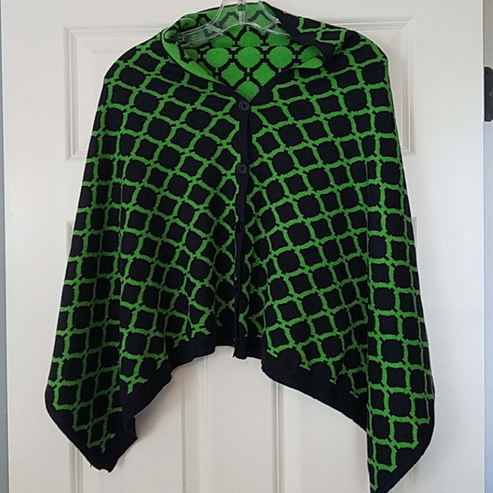 Reversible sweater poncho